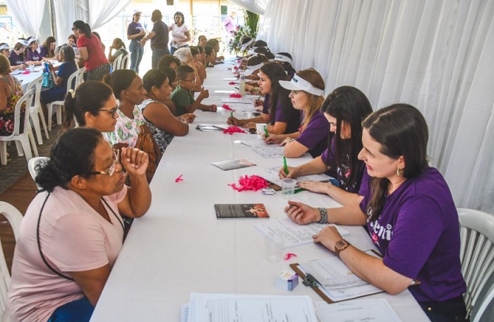 Mutirão: 500 mulheres beneficiadas com exames de mamografias em Linhares