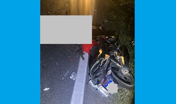 BR-101: Colisão entre moto e caminhões. Motociclista morreu na hora