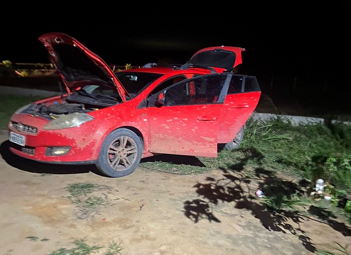 Regência: G.A. e Força Tática apreendem Bravo e levam dono para a delegacia de Linhares