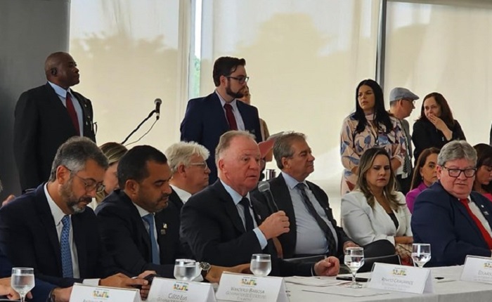 Governador Renato Casagrande participa de instalação do Conselho da Federação