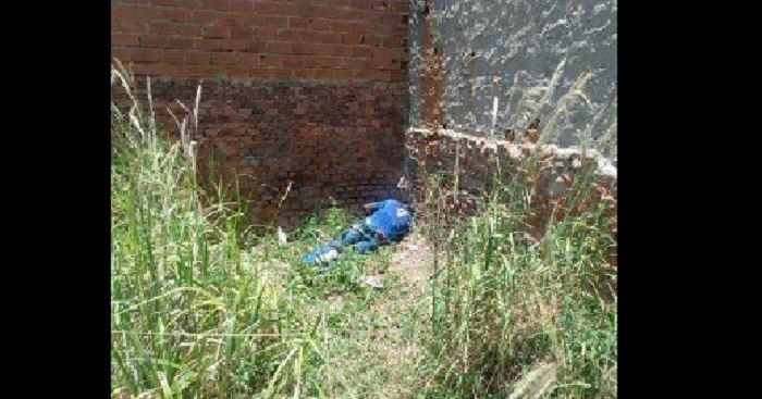 Homem encontra corpo durante capina de lote em Linhares