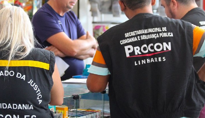 Procon de Linhares orienta consumidores para a Black Friday