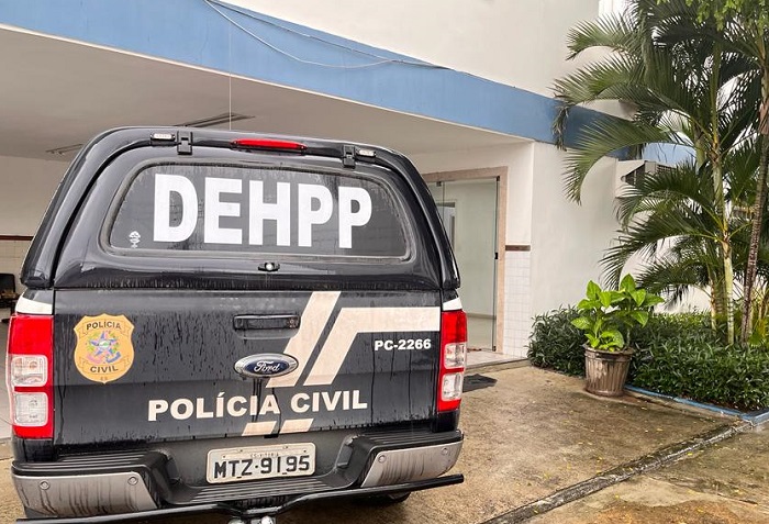 Idoso é preso acusado de matar a companheira a facadas na Serra