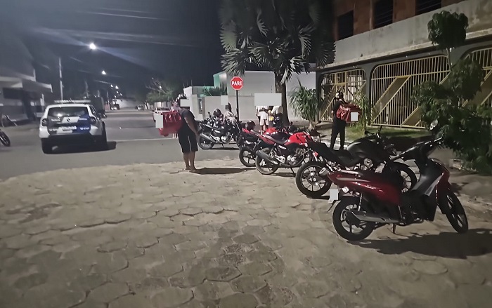 BNH: Kadron? Motociclistas abordados e obrigados a retirar barulhão de seus veículos