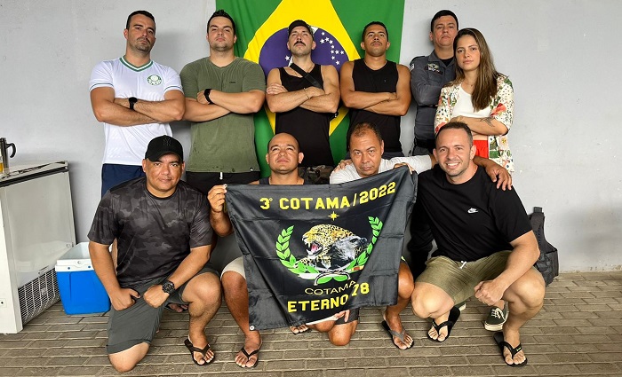 PMs do G.A. e K-9 confraternizam o fim de 2023. Eles deixam a bandidagem de cabelos em pé em Linhares
