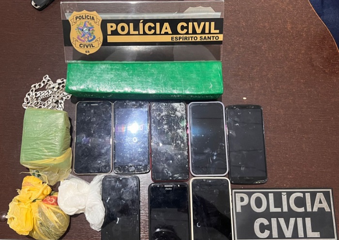 Homem preso e drogas apreendidas em Cachoeiro de Itapemirim. No local havia até TV da Prefeitura de Jerônimo Monteiro