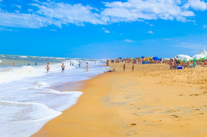 Balneabilidade: Praias de Linhares estão liberadas para banho