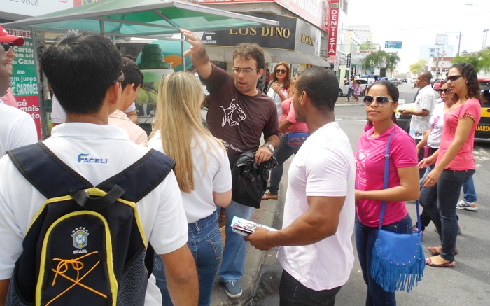 Momento Faceli: Faculdade na ativa durante Outubro Rosa