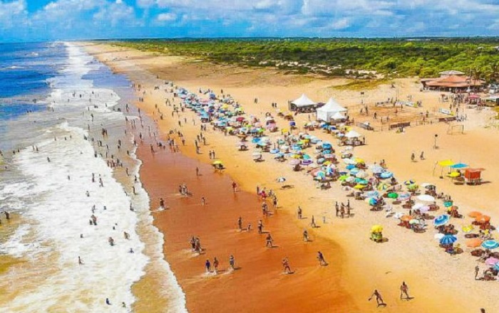 Praia de Povoação e trecho da 3ª Avenida no Pontal do Ipiranga impróprios para banho
