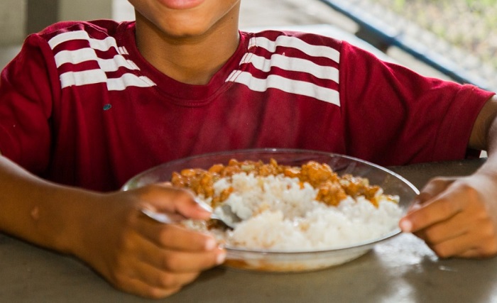 Mais de 7 mil refeições servidas no Projeto Almoço nas Férias em Linhares