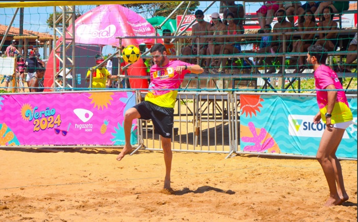 Hoje: Domingo com muito surfe e handebol no Pontal do Ipiranga