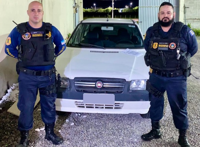 GCM recupera veículo roubado no Centro de Linhares 