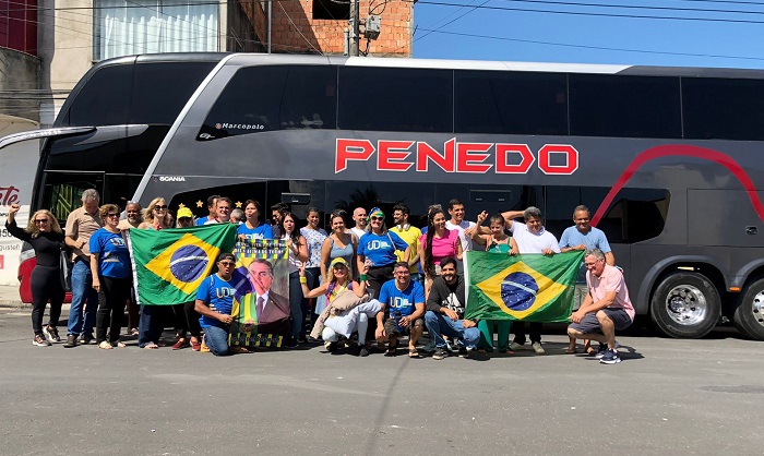 Linharenses na Av. Paulista em apoio a Bolsonaro. Manifestação mudou até a rotina da imprensa
