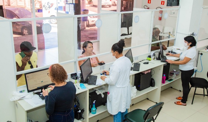 Farmácia Básica com expediente aos sábados em Linhares