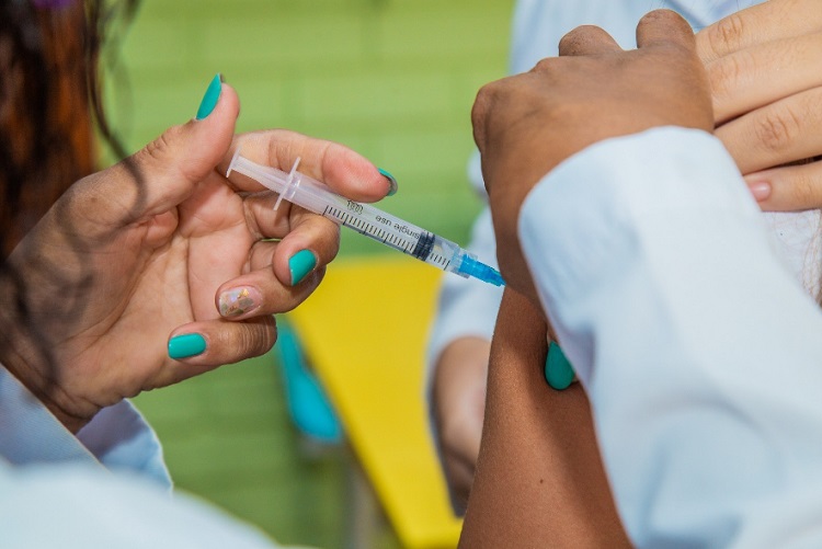 Vacina da gripe disponível em todas as Unidades de Saúde de Linhares 