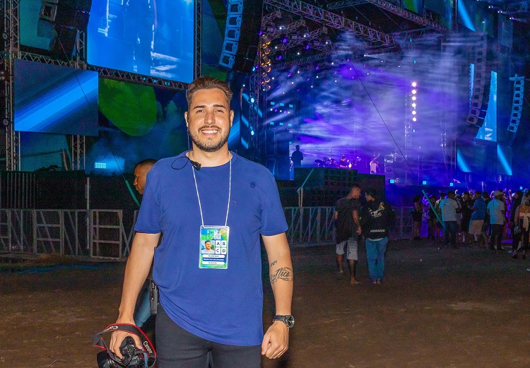“Até sexta defino”, diz fotógrafo de Linhares sobre pré-candidatura