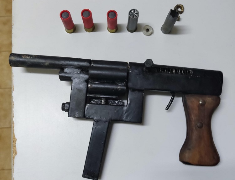 Arma apreendida após disparo em via pública em Rio Bananal