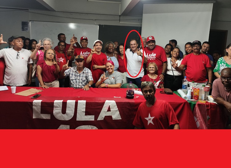 Pelo PT: José Carlos Elias é ovacionado em reunião como pré-candidato a prefeito de Linhares