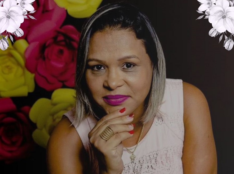 Morre professora Roberta Souza, de Linhares
