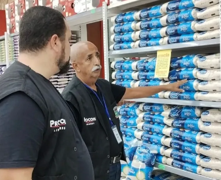 Supermercados notificados: Preço do arroz subiu mais de 16% em menos de 15 dias em Linhares