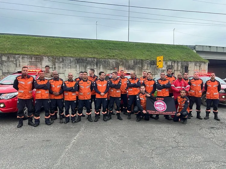 Terceira equipe de Bombeiros capixabas chega ao Rio Grande do Sul