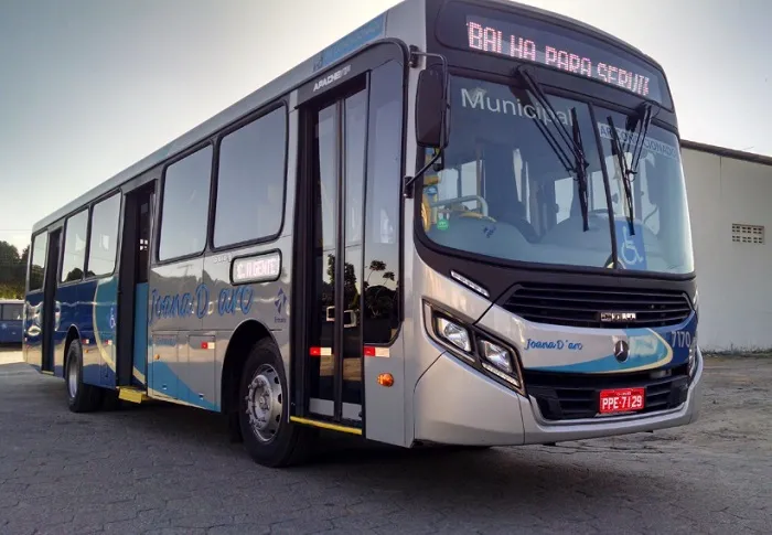 Ônibus deixa de passar na Capitão José, Centro de Linhares. Tem ponto provisório