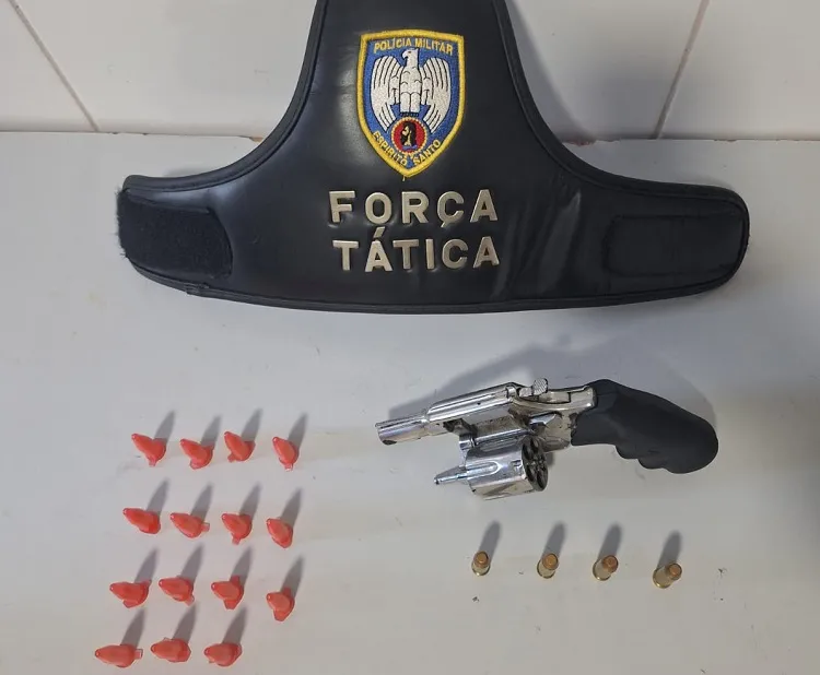 Jovem esconde revólver em carrinho de bebê, e é detido pela Força Tática em Linhares