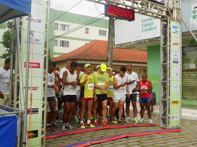 Corrida em Linhares: vencedora diz que começou em treinos para concurso público
