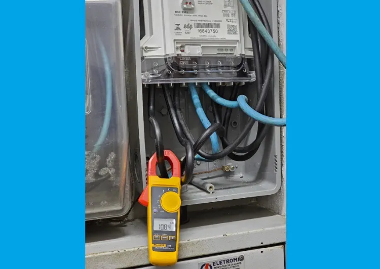 Flagra furto de energia em distribuidora de bebidas em Colina de Laranjeiras
