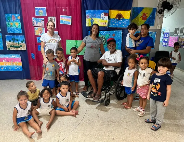 Artista plástico Luiz Natal é destaque em projeto de escola em Linhares