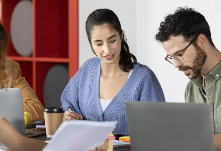 IEL-ES oferta 17 vagas de estágio para nível técnico e superior 