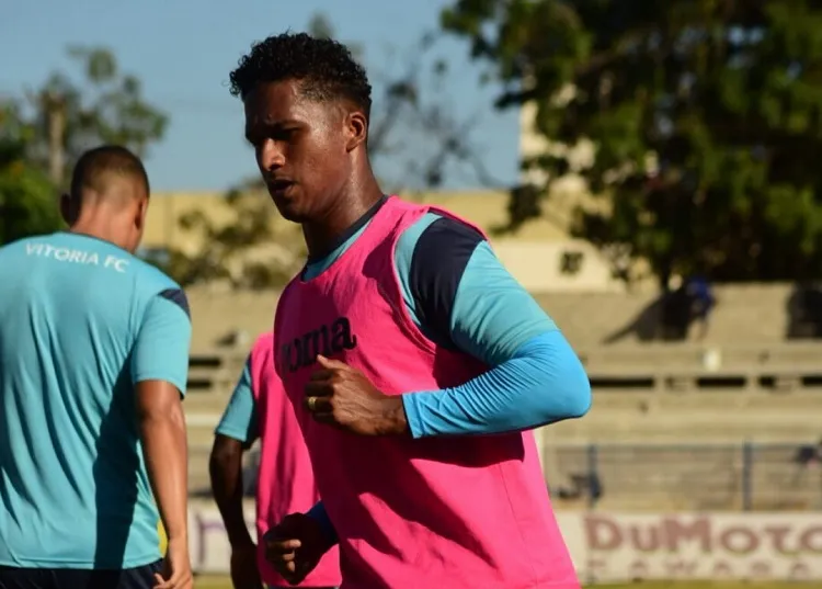 Abuda não cogita outro resultado que não seja a vitória no clássico deste sábado