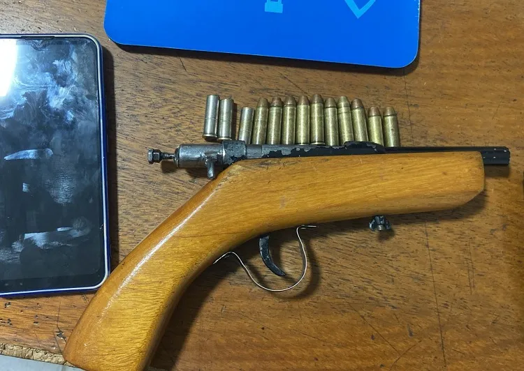Homem é preso pela PM em Sooretama. Histórico traz crime de homicídio