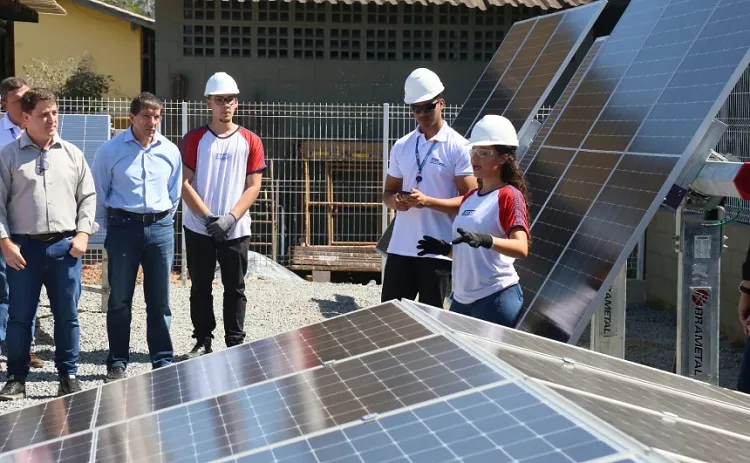Senai inaugura o 1º Centro de Excelência em Energias Renováveis do ES 