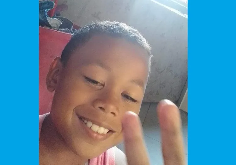 Menino desaparece em Linhares, irmã pede ajuda urgente. “Todos desesperados aqui”