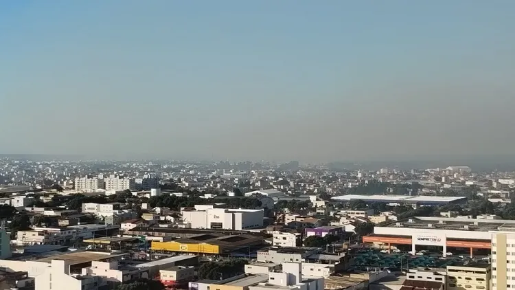 “Fumaça toma conta de Linhares”: Leitor diz que quase nem consegue respirar