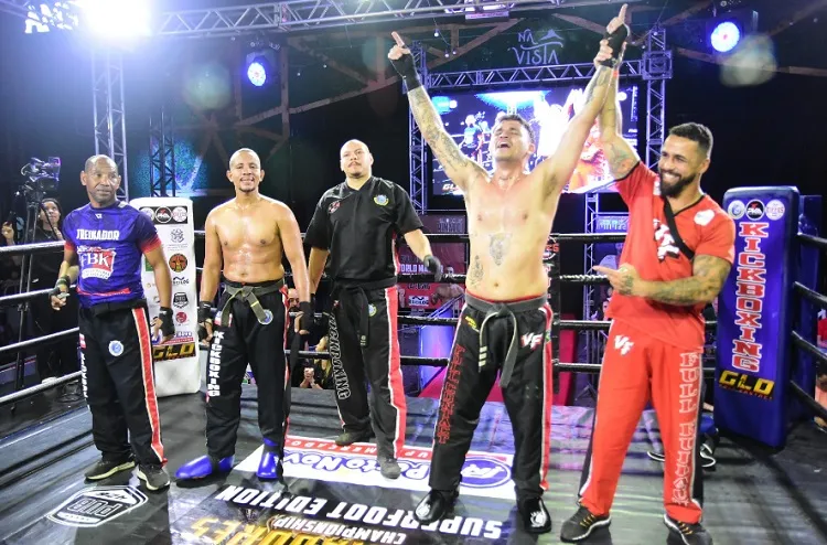 Capixaba Laécio Nunes vence italiano, conquista título mundial de kickboxing