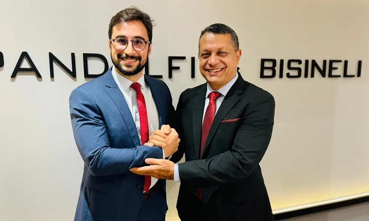 Pandolfi & Bisineli é inaugurado em Linhares. Até chefe da 16ª Regional prestigiou