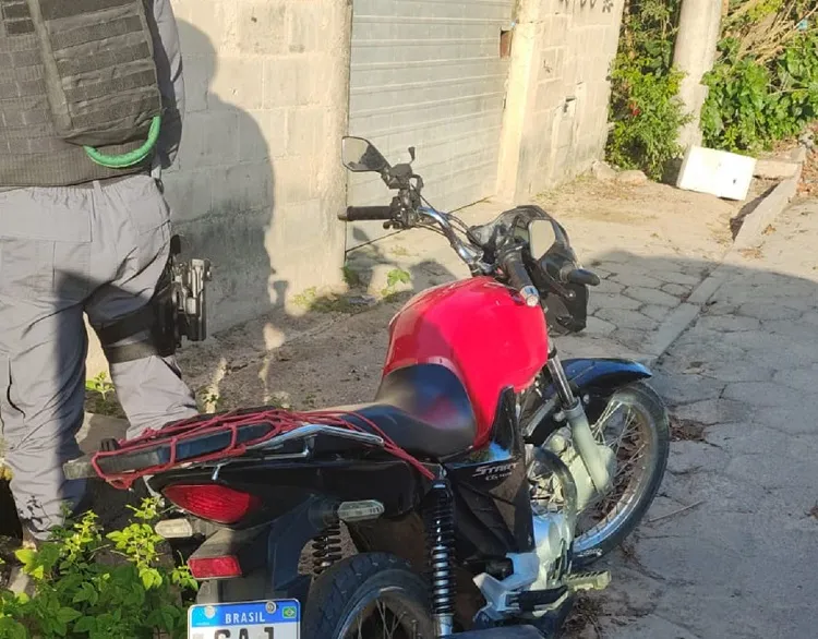 Moto roubada de entregador de lanches é recuperada em Sooretama após denúncias