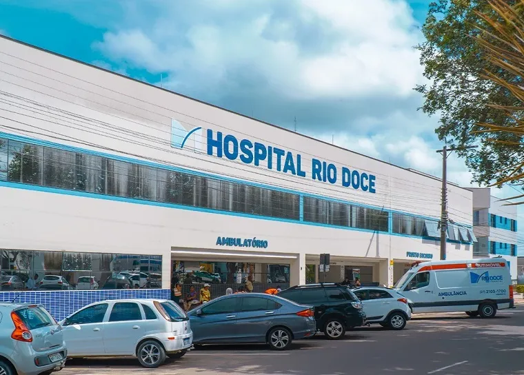 Acidente com dois ônibus e um carro: O dia que o Hospital Rio Doce acionou sistema de catástrofes com múltiplas vítimas em Linhares