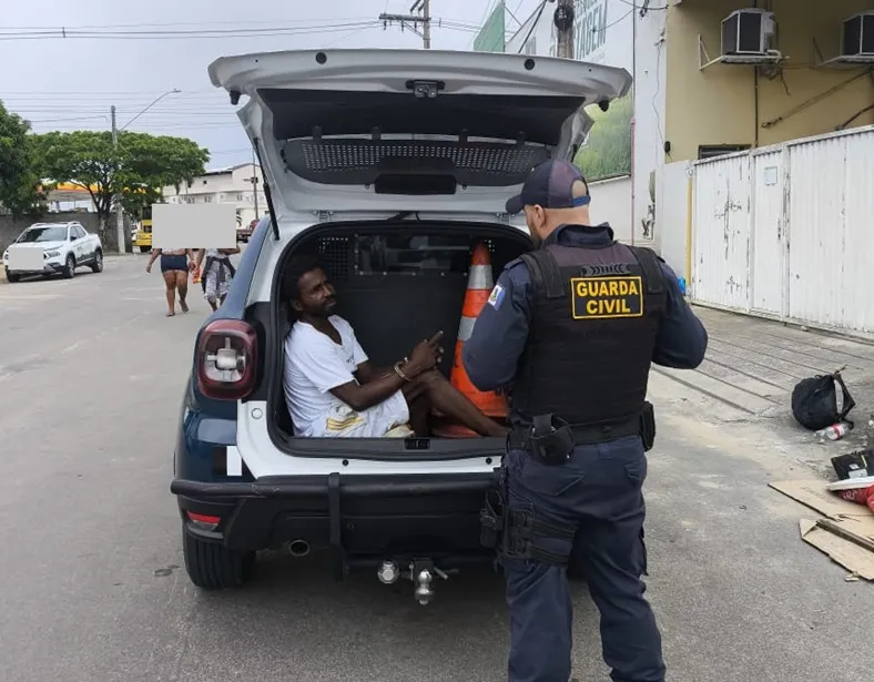 Mandado: Homem é preso pela GCM no Araçá, Linhares