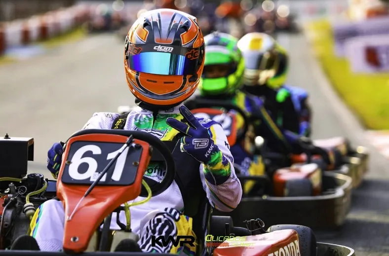 De Linhares: Lucas Coffler é destaque na FDK Racing Cup, em Vitória