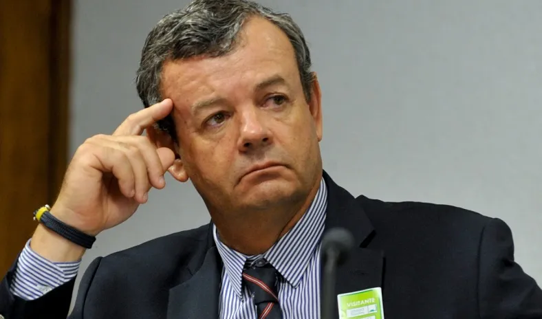  Lars Grael, André Heller e Emanuel no ES. É o Fórum Estadual de Formação Esportiva
