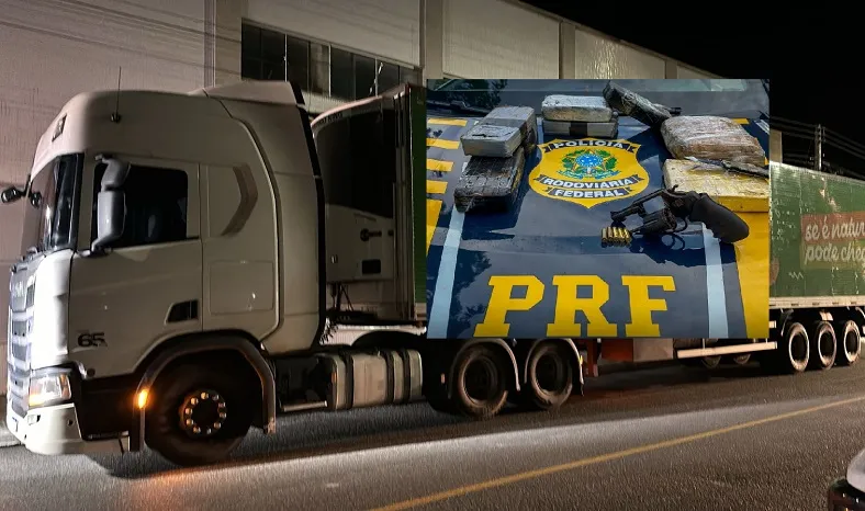 Carreteiro de Linhares: Skank, pasta-base, cloridrato de cocaína, rebite e arma municiada apreendidos