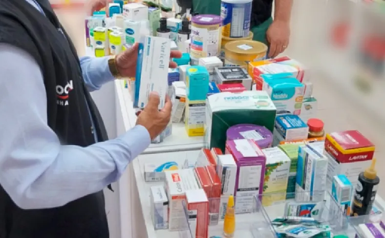 Farmácia de Linhares flagrada com medicamentos vencidos