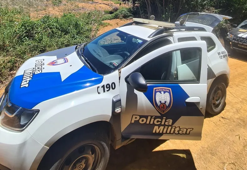 Feto é encontrado no vaso sanitário do P.A. de Rio Bananal. Jovem foi presa