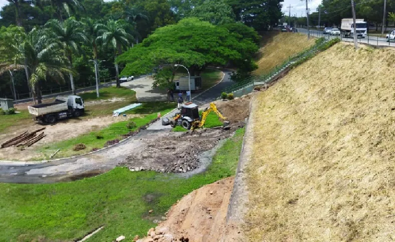 Falta água em 8 bairros de Linhares: Parte de tubulação rompeu, diz Saae