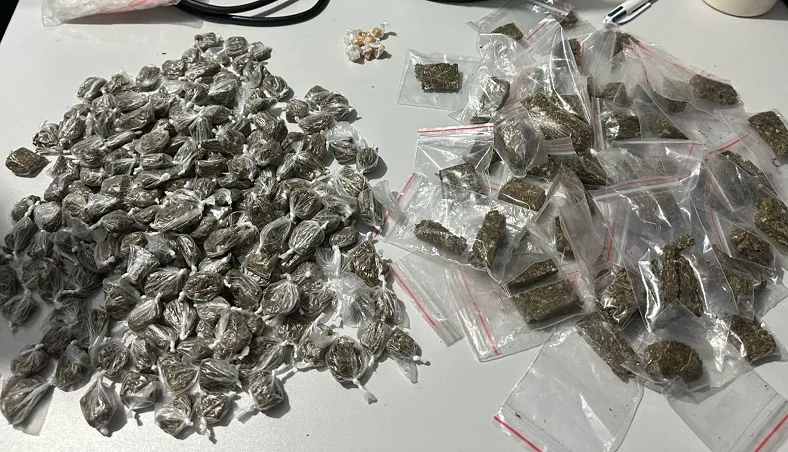 Pontal do Ipiranga: Maconha apreendida pela PM em Linhares. Teve detenção