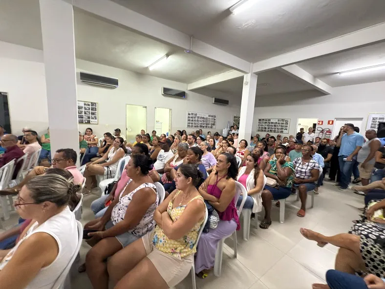 SISPML lotado: servidores aprovam proposta do prefeito Lucas Scaramussa de reajuste no salário e tíquete alimentação