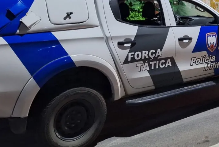 Motorista de Sandero detido com droga perto da Rua 100, em Linhares